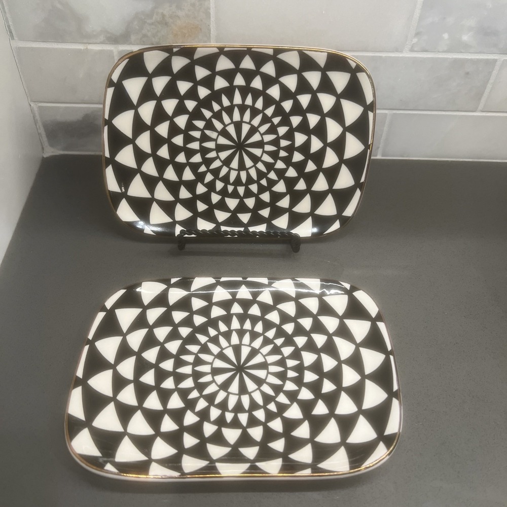 2-THYME & TABLE Serving Tray Trinket Dish Black And White 8×6 stoneware